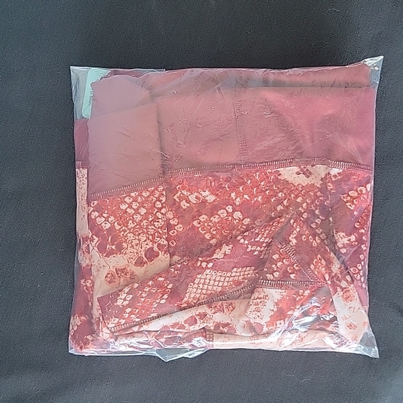 Ideology Woman's Snakeskin-Print Leggings - Picture 6 of 6